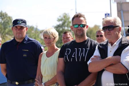 Začasni most v Stranjah povezal levi in desni breg Kamniške Bistrice (21)